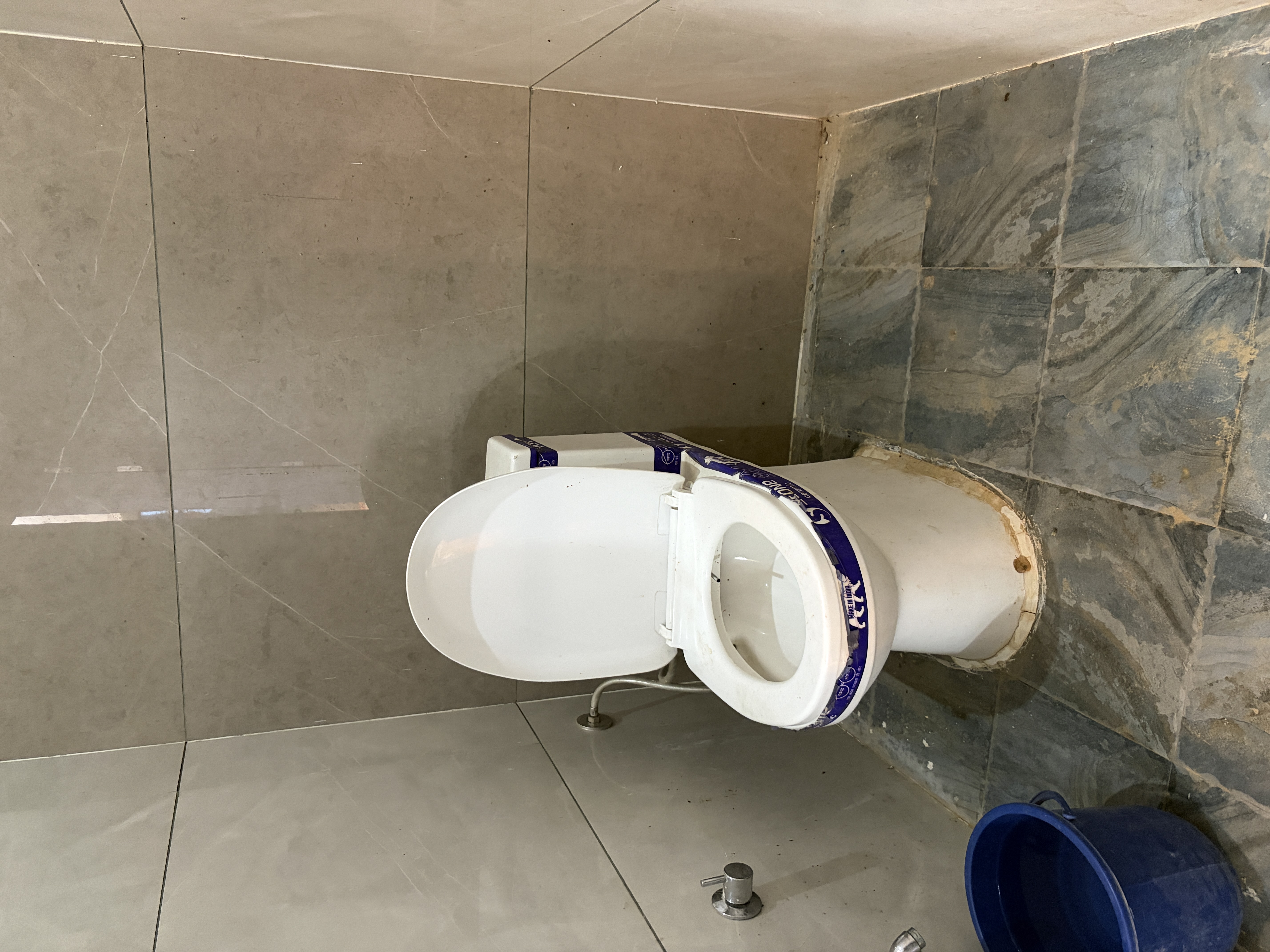 AC Room Bathroom